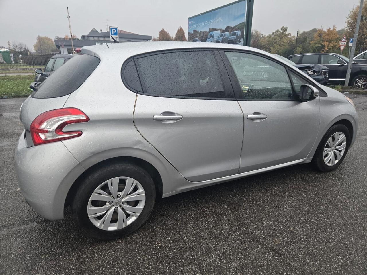 Peugeot 208 PureTech 82 5 porte Access