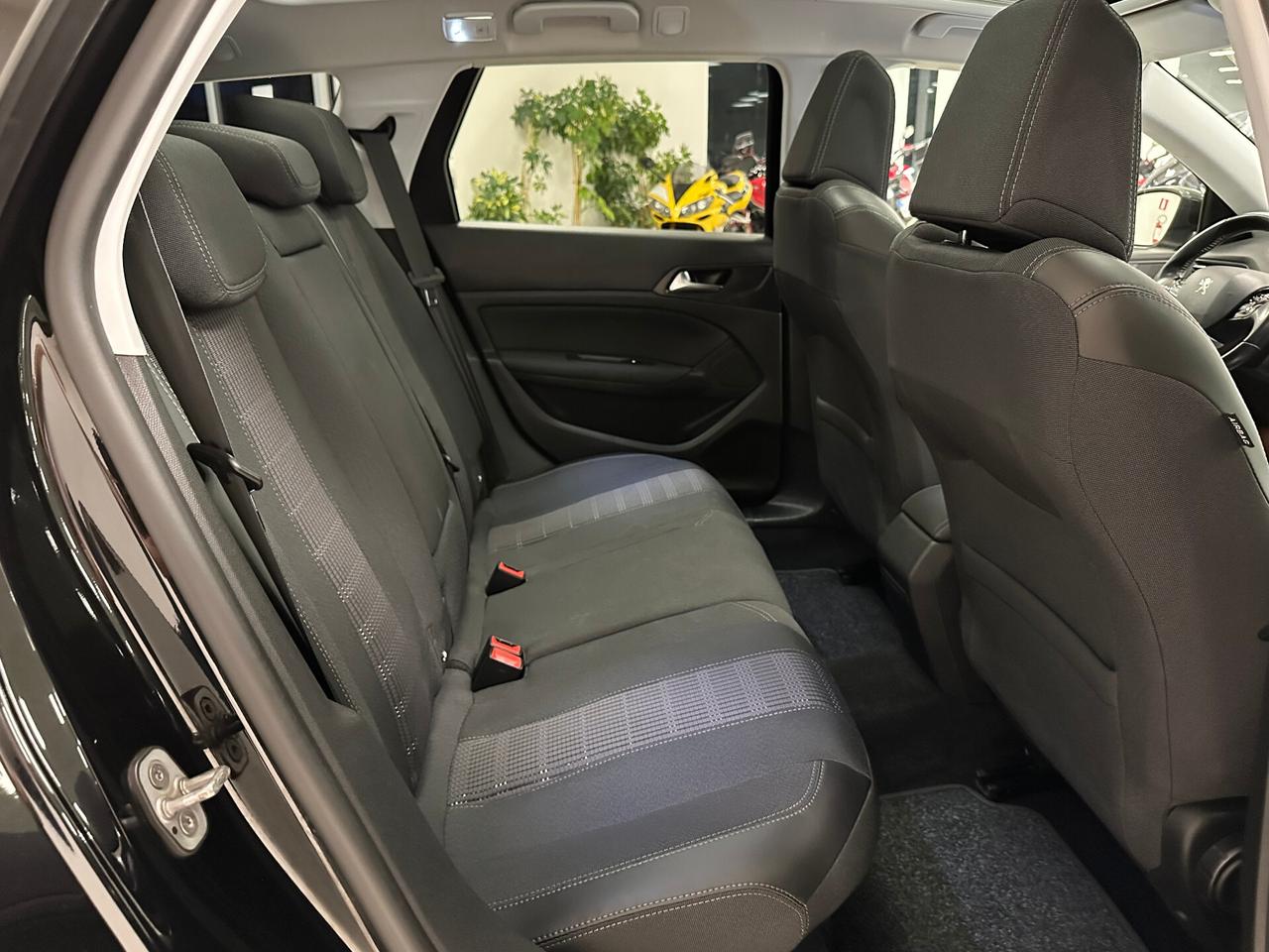 Peugeot 308 BlueHDi 120 S&S SW Allure - 2018