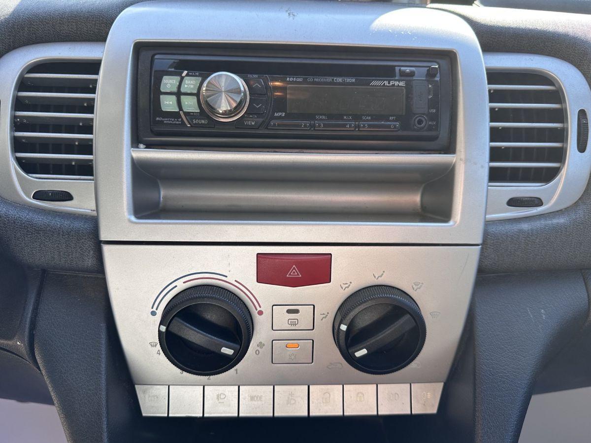 LANCIA - Ypsilon - 1.3 MJT Unyca