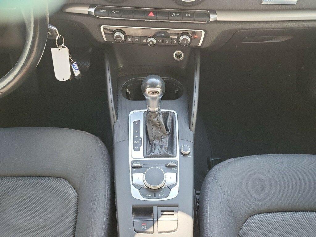 Audi A3 30 1.0 TFSI Business S tronic