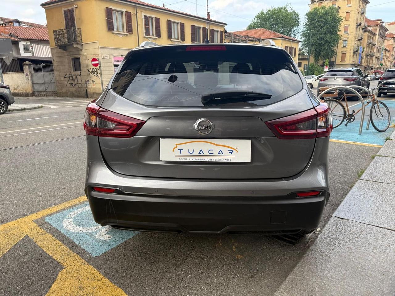 Nissan Qashqai Acenta Premium 1.3 DIG-T #5629