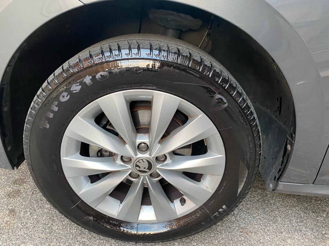 Skoda Kamiq 1.0 TSI Ambition IVA INC DED