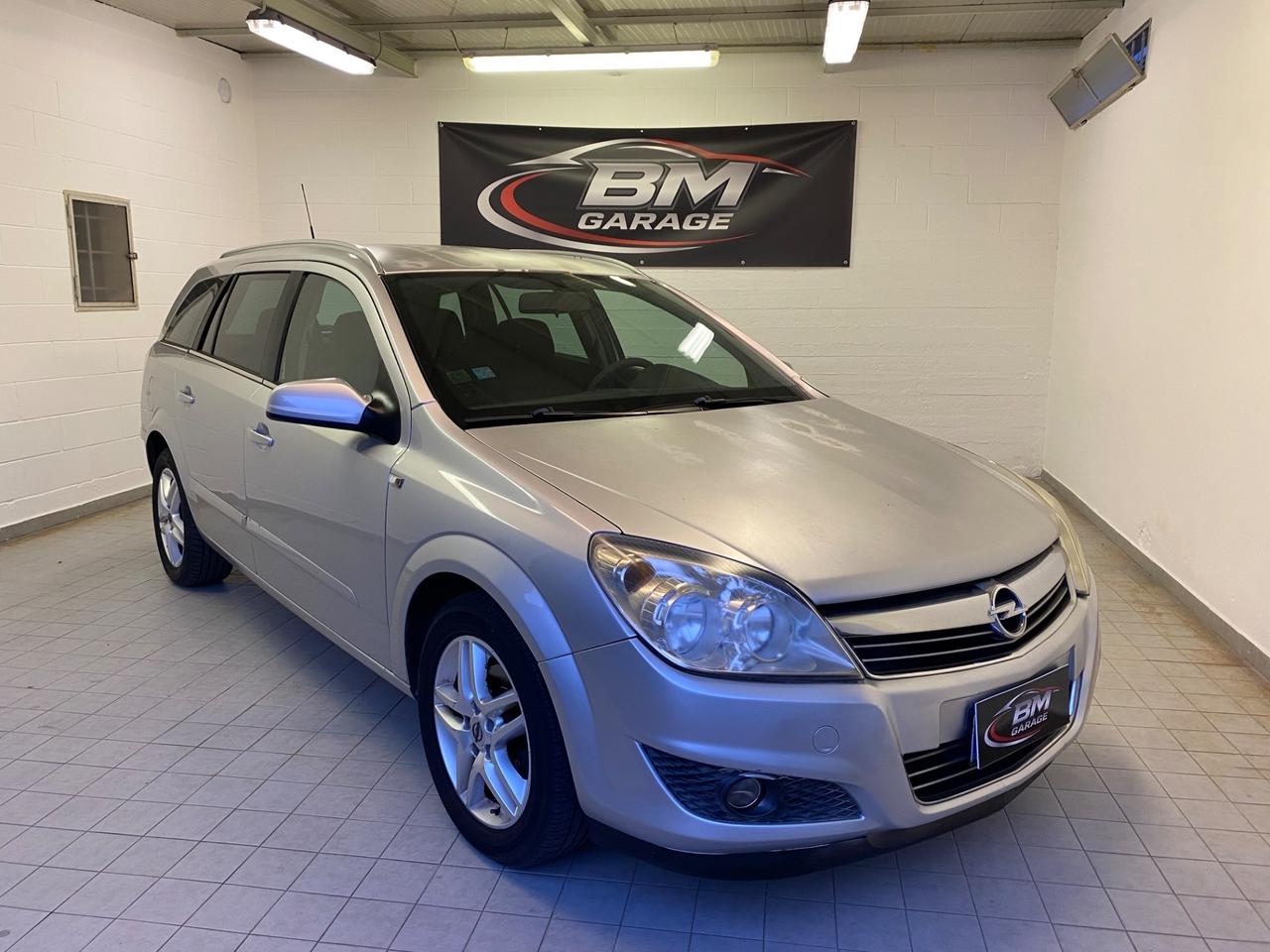Opel Astra 1.6 16V VVT Station Wagon Cosmo