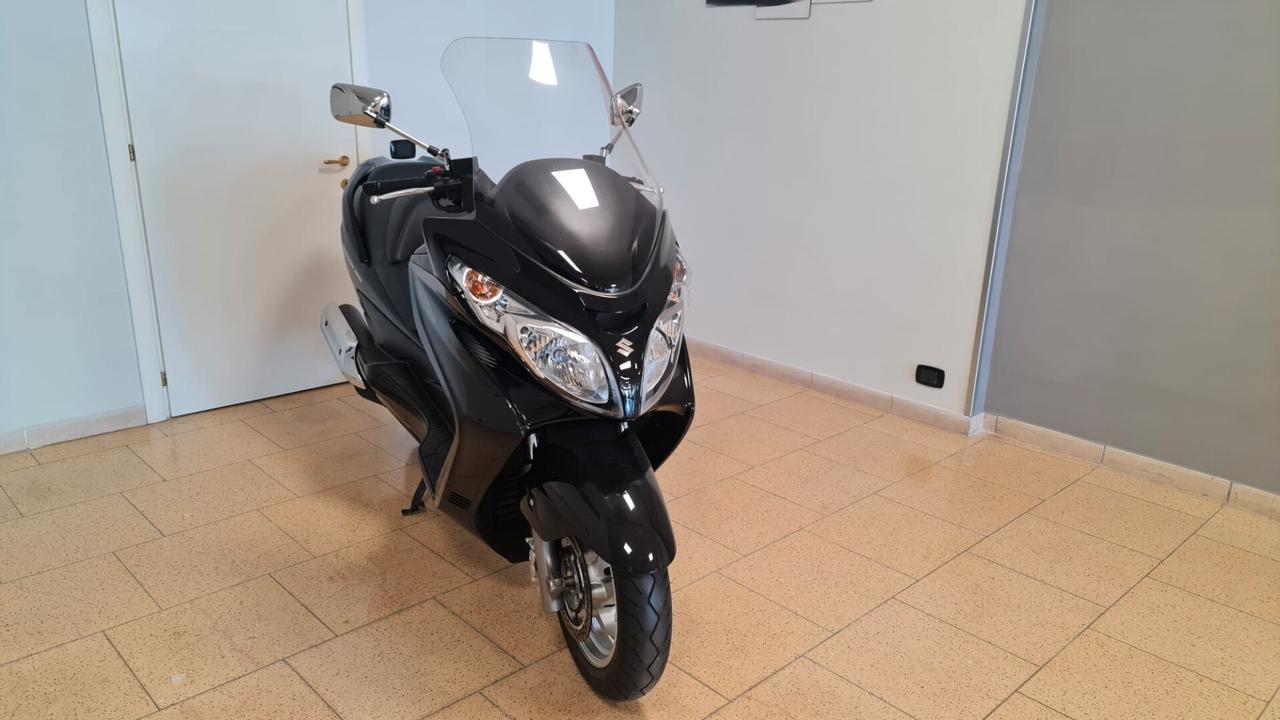 SUZUKI BURGMAN 400