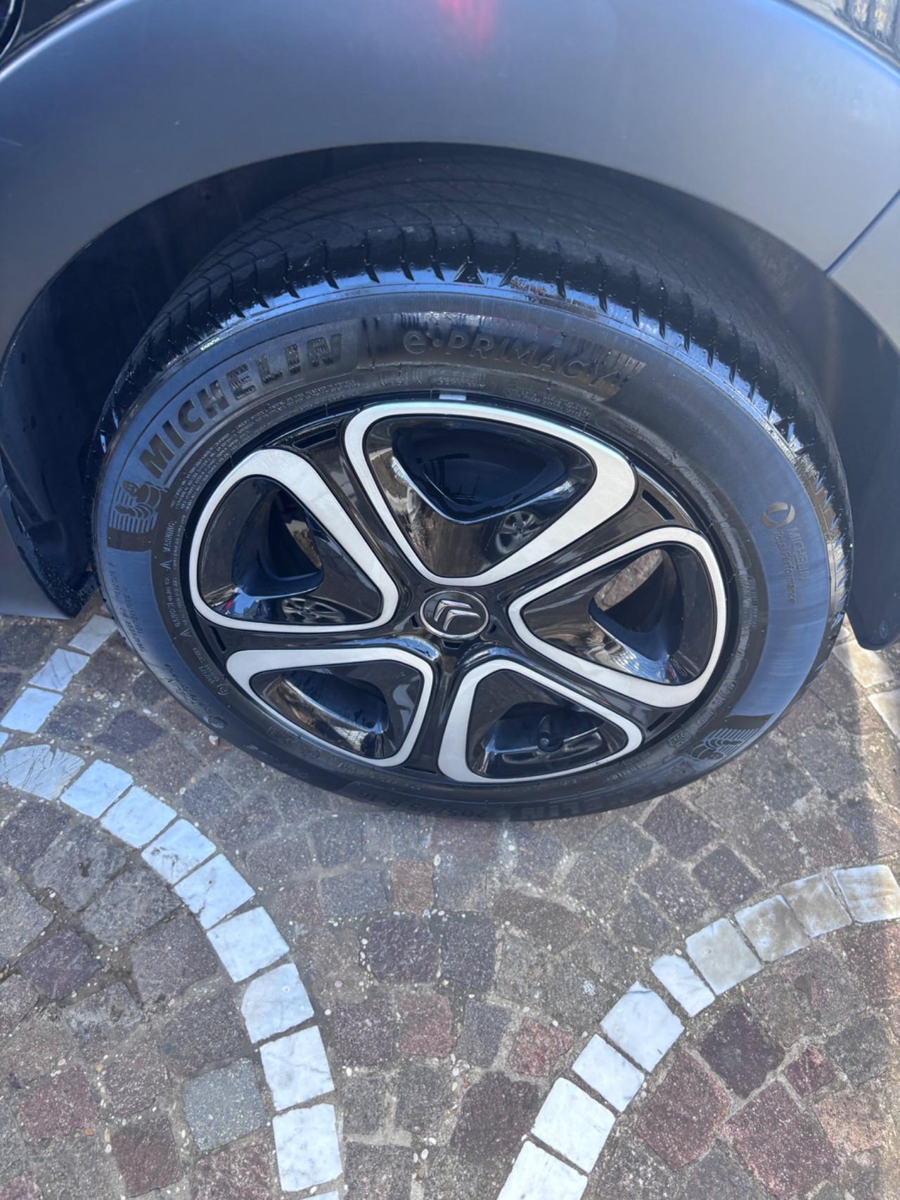 Citroen C3 PureTech 110 S&S Shine