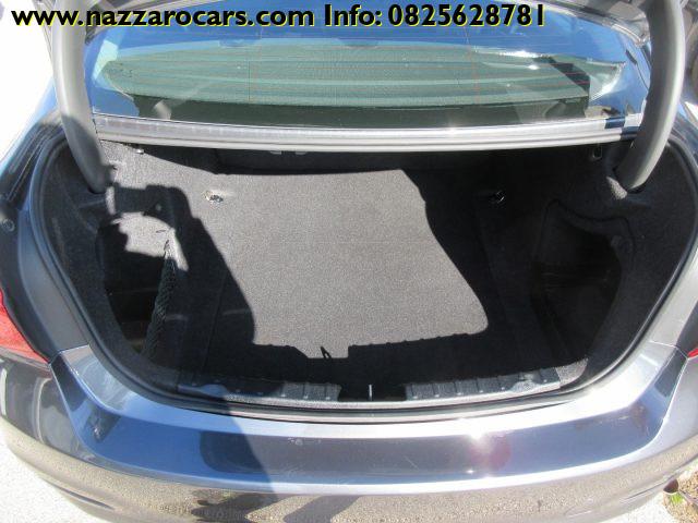 BMW 318 d Business Advantage aut. LED/NAV