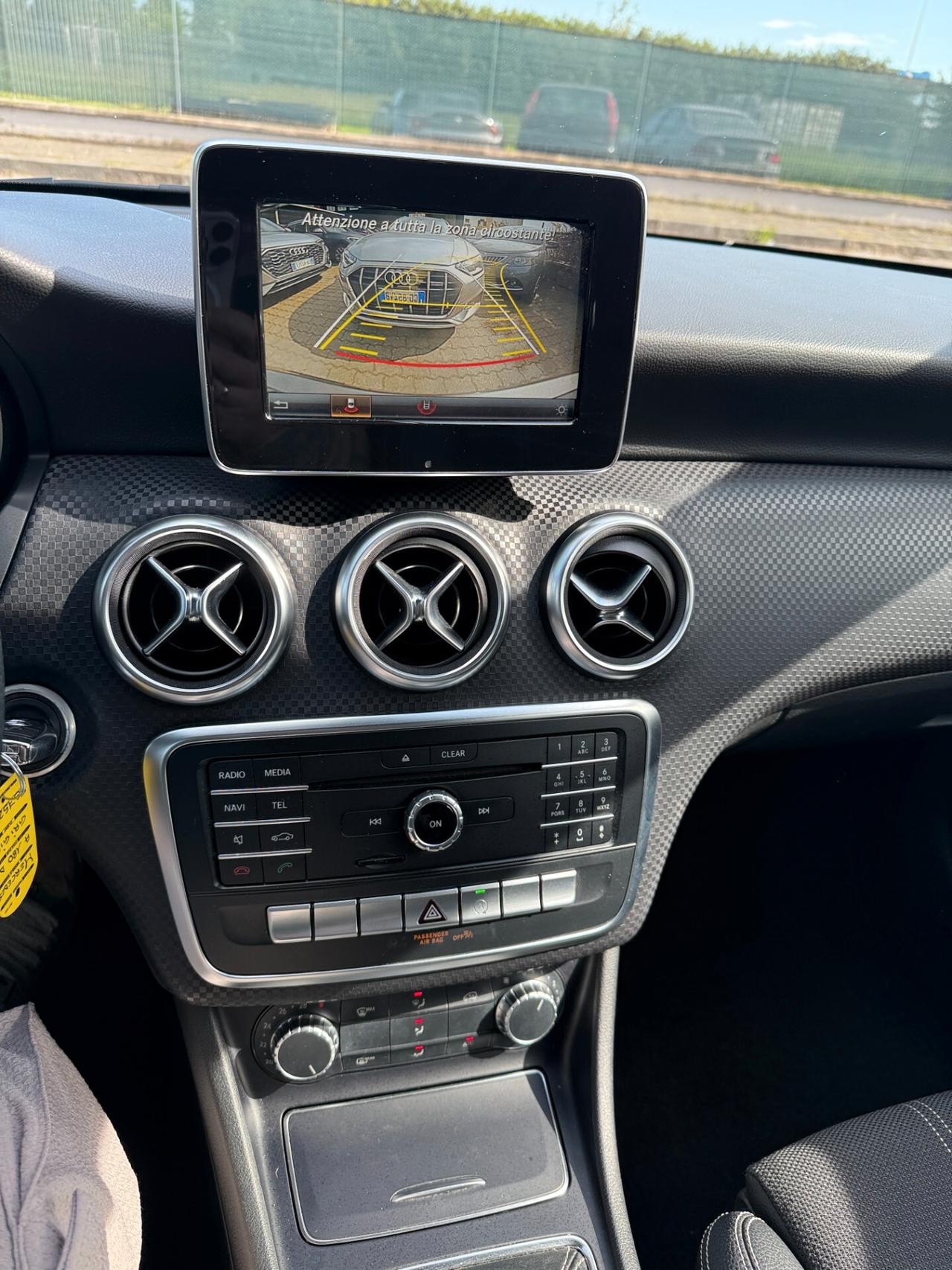 Mercedes-benz A 180 A 180 d Premium