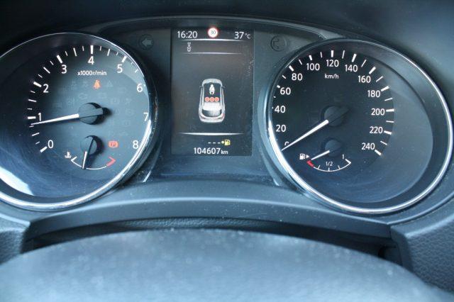 NISSAN Qashqai 1.2 DIG-T Tekna