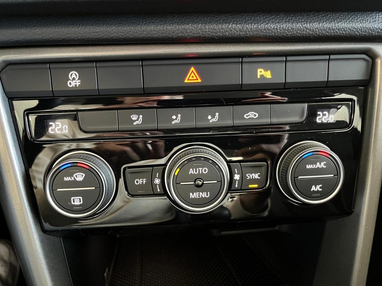 Volkswagen T-Roc 1.0 tsi style 110cv