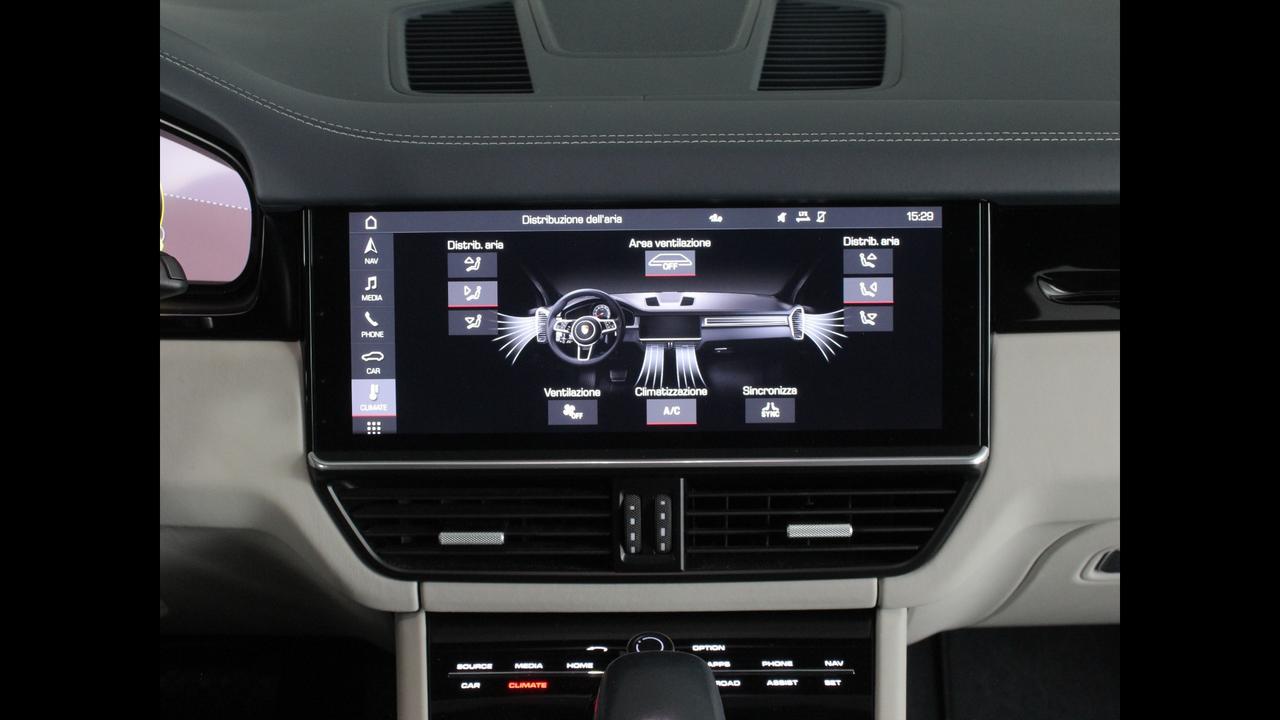 PORSCHE Cayenne III 2018 - Cayenne 3.0 tiptronic