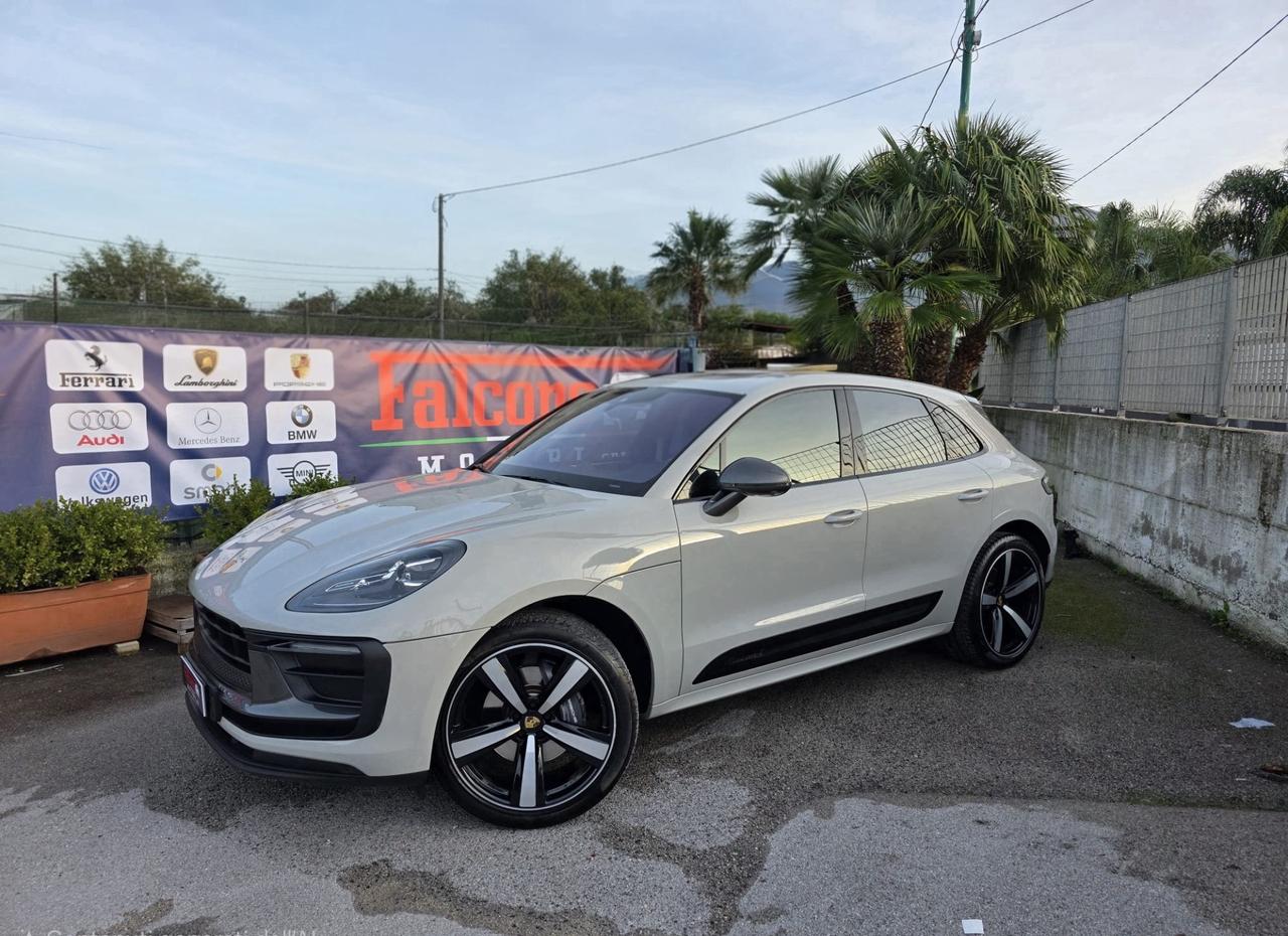 Porsche Macan 2.0 T PASM