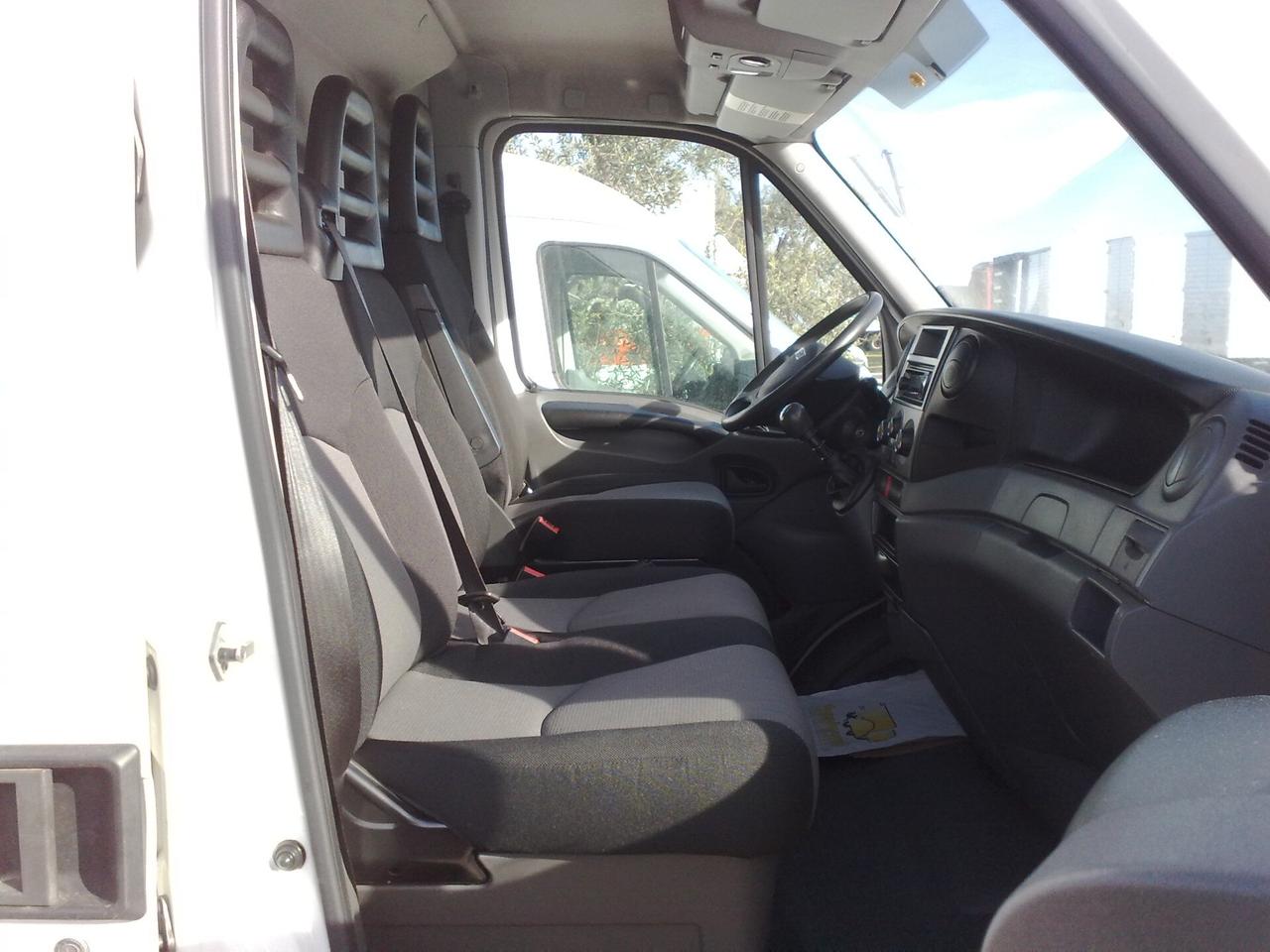 Iveco Daily 35s15 2.3hpt CASSONE FISSO - 2012