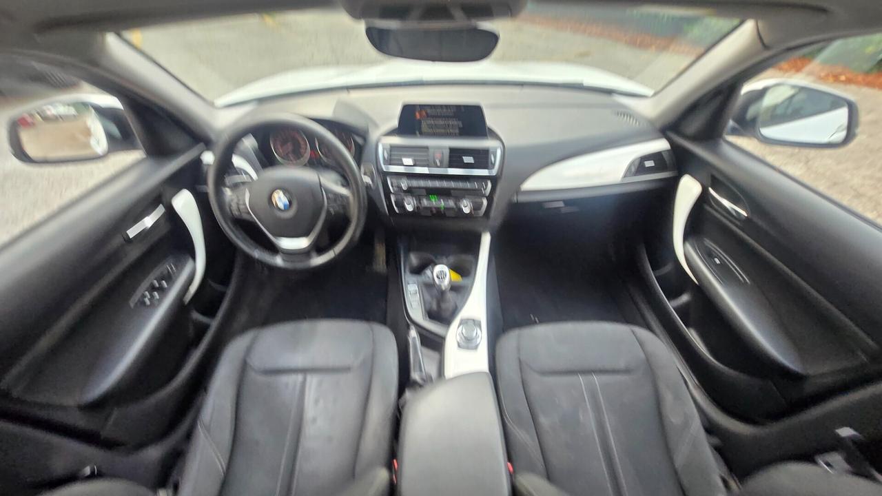 Bmw 116 116d 5p. SPORT