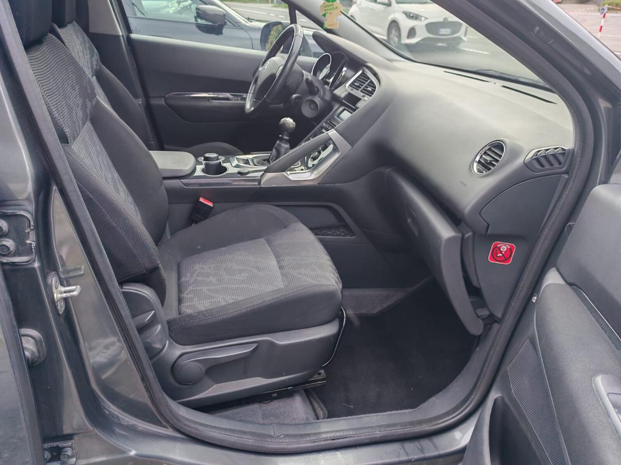 Peugeot 3008 1.6 HDi 112CV Premium
