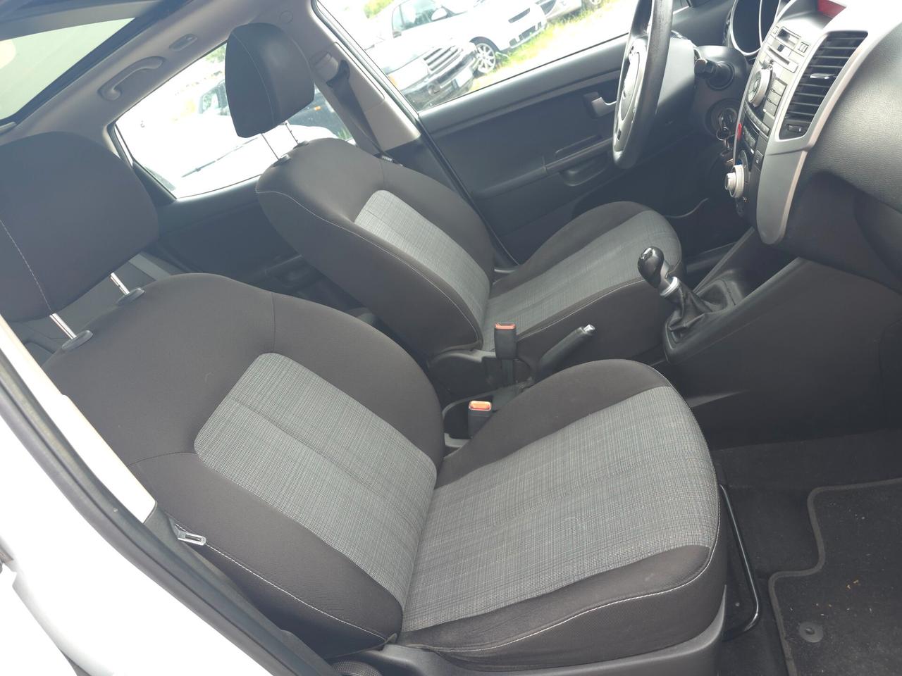Kia Venga 1.4 CVVT Cool