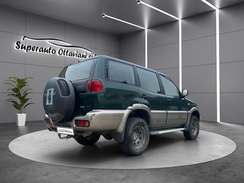 Nissan Terrano 5 Porte Terrano 5p 2.7 tdi Elegance AUTOCARRO