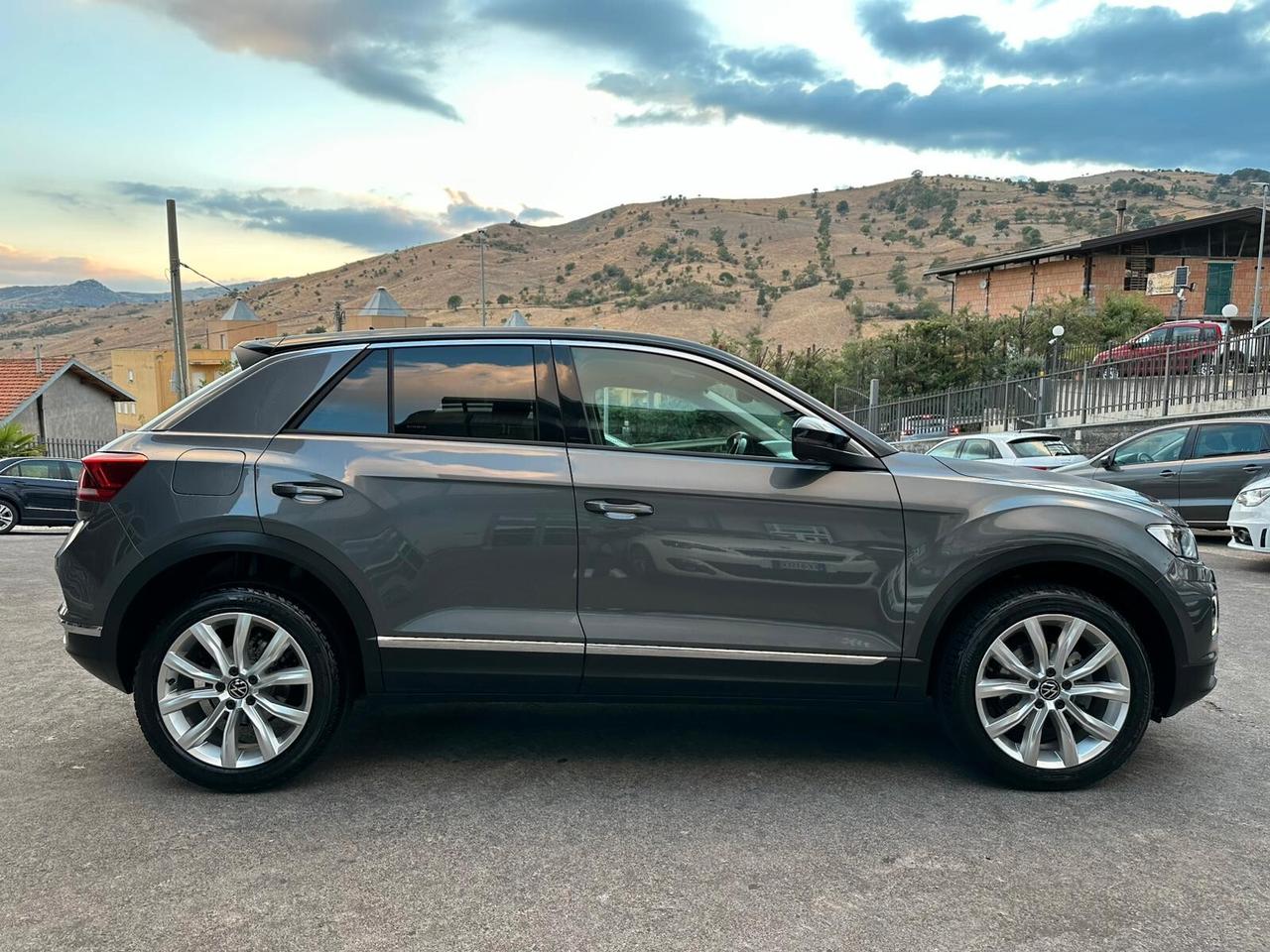 Volkswagen T-Roc 1.6 TDI SCR Business BlueMotion Technology