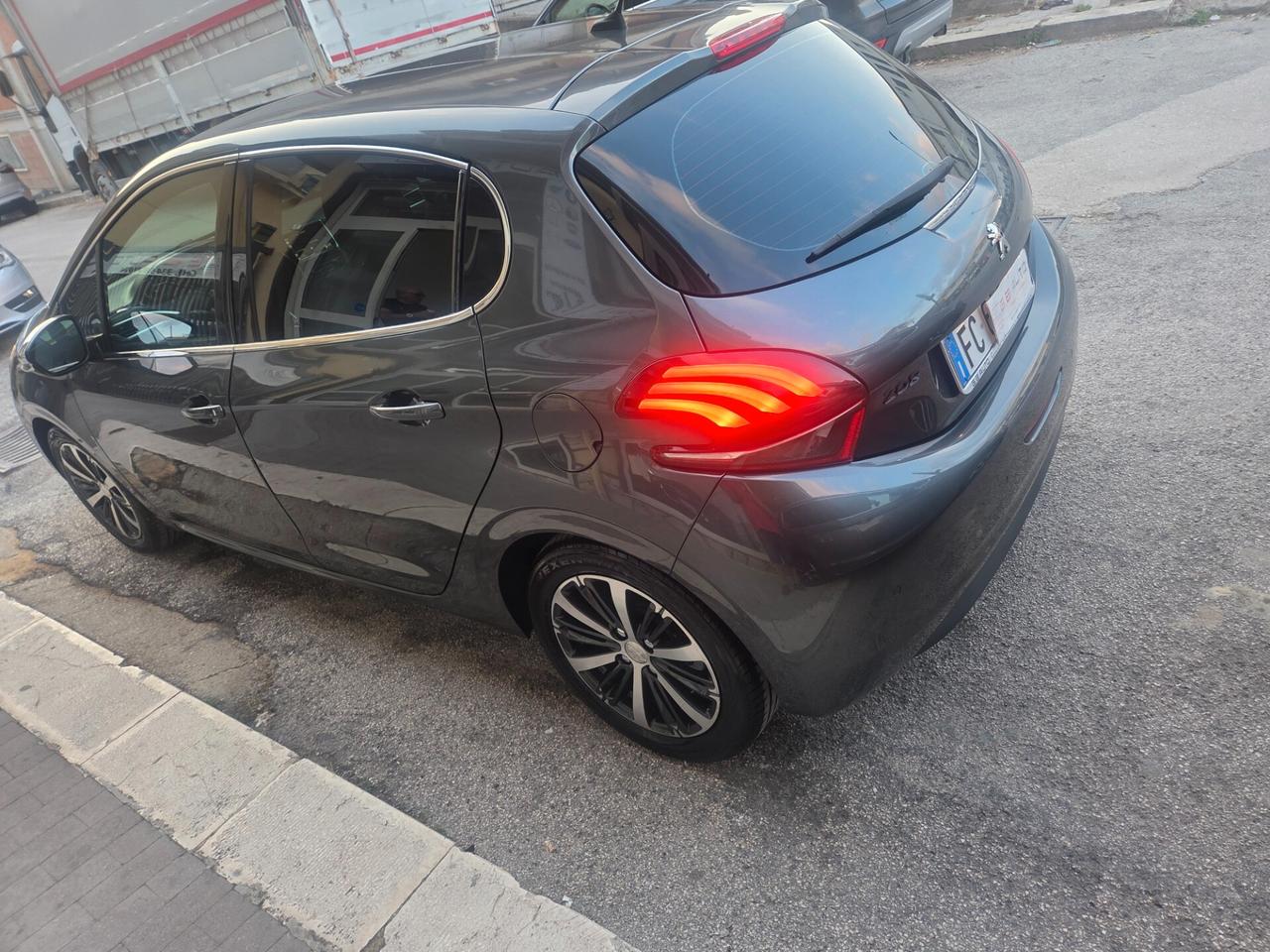 PEUGEOT 208 1.6 DIESEL 100 CV KM 120000 CERTIF