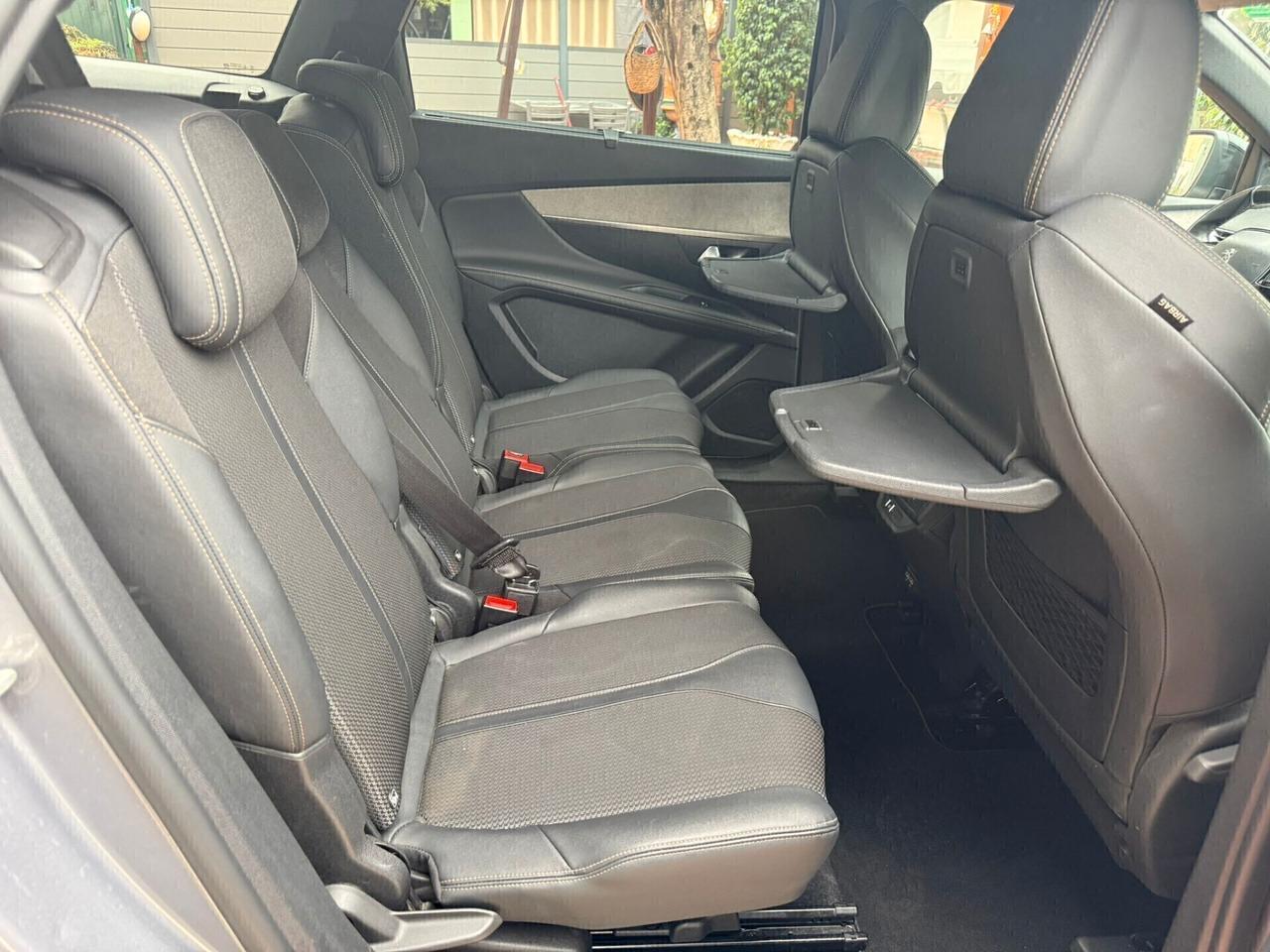 Peugeot 5008 BlueHDi 130 S&S EAT8 GT