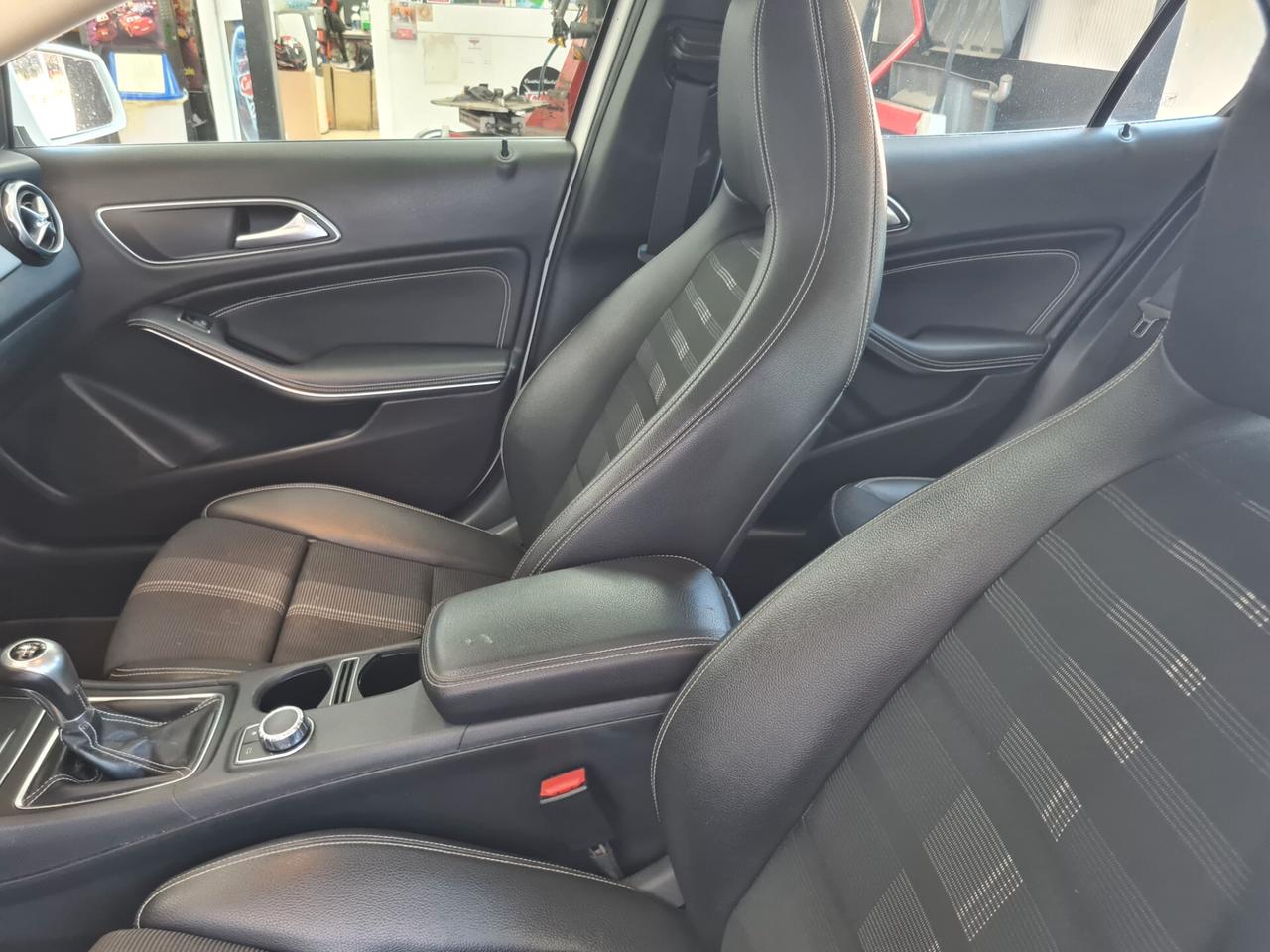 Mercedes GLA 200d Sport*MOTORE TURBINA FRIZ. NUOVI*