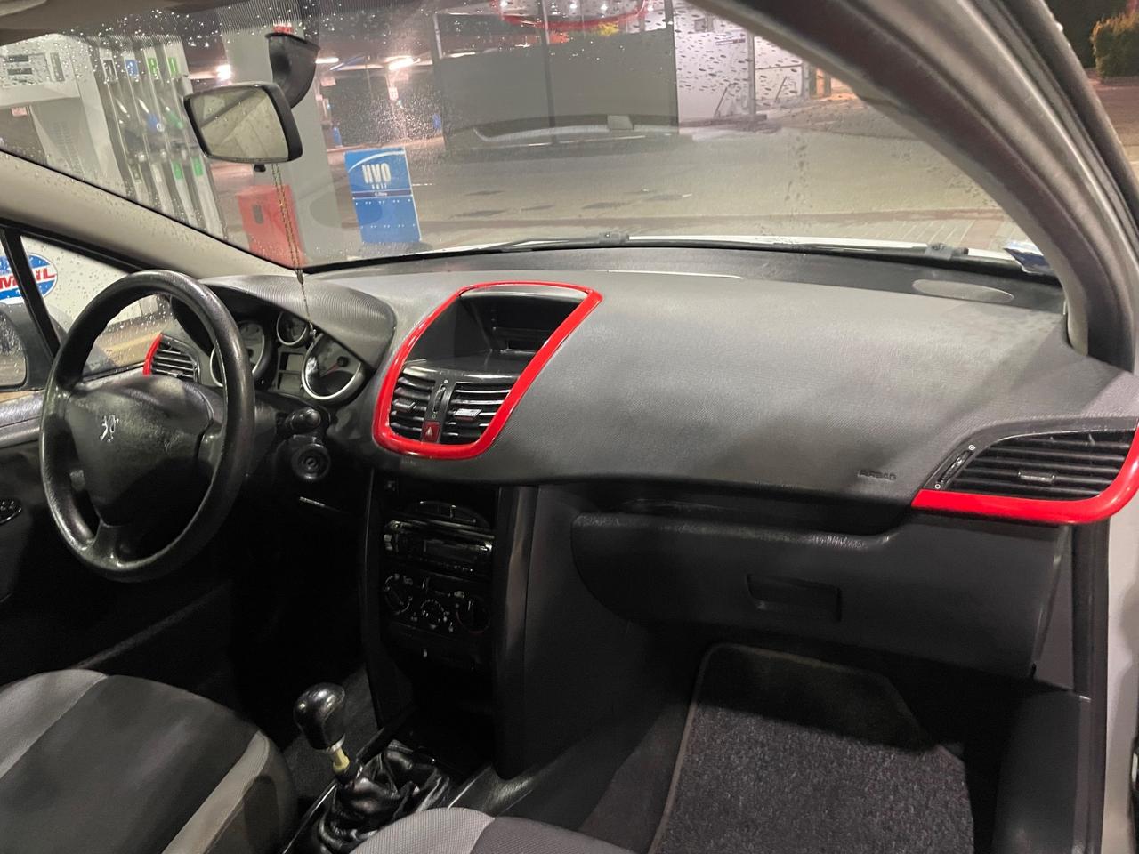 PEUGEOT 207 NEOPATENTATI 1.4 BENZINA/GPL 133.000 KM 2008.