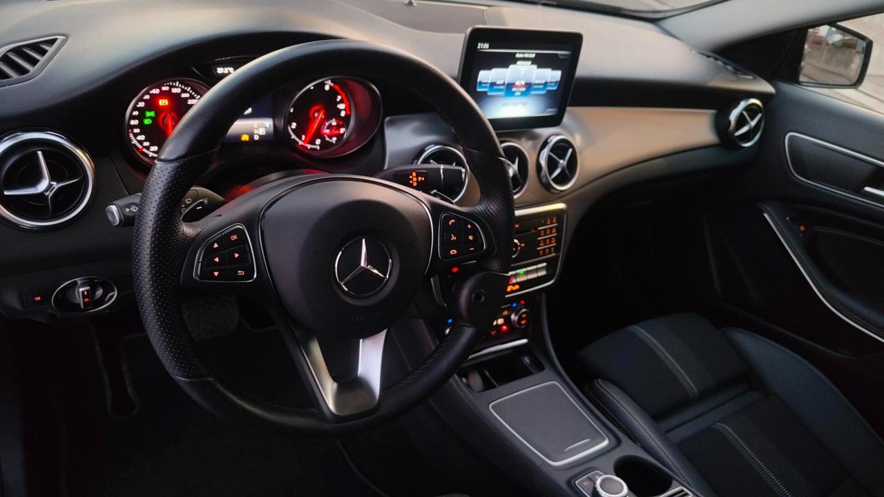 Mercedes-benz GLA 180 Sport