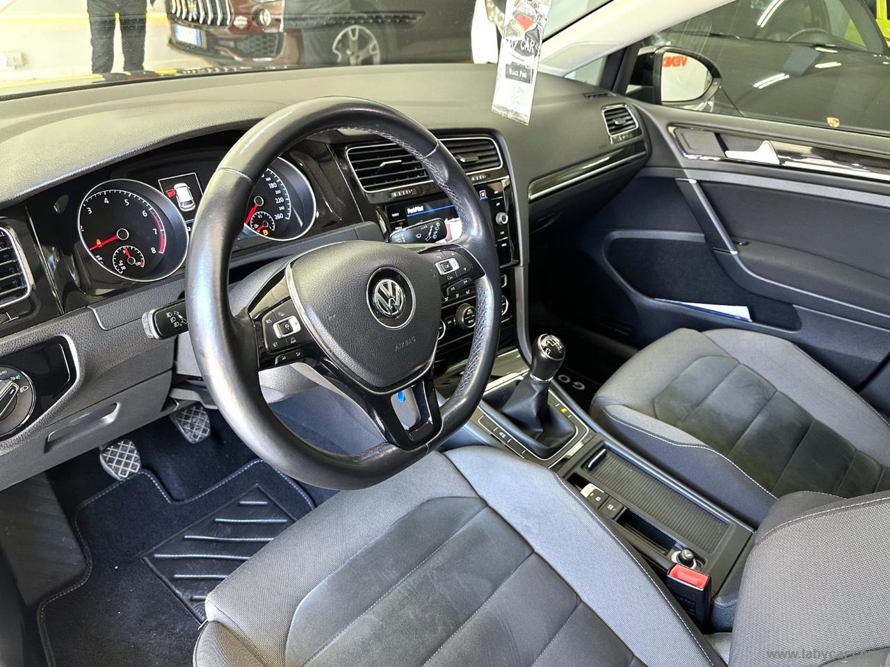 VOLKSWAGEN Golf 7.5 1.5 TSI ACT 5p. R-LINE BMT