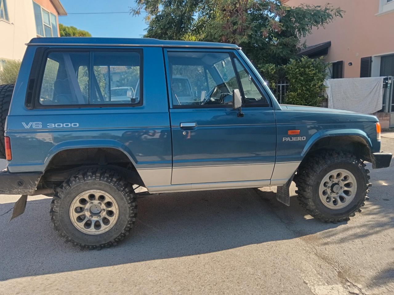 Mitsubishi Pajero V6 cat Metal-top SE
