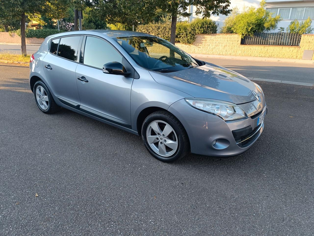 Renault Megane 1.5 dCi 5 porte del 10 NEOPATENTATI