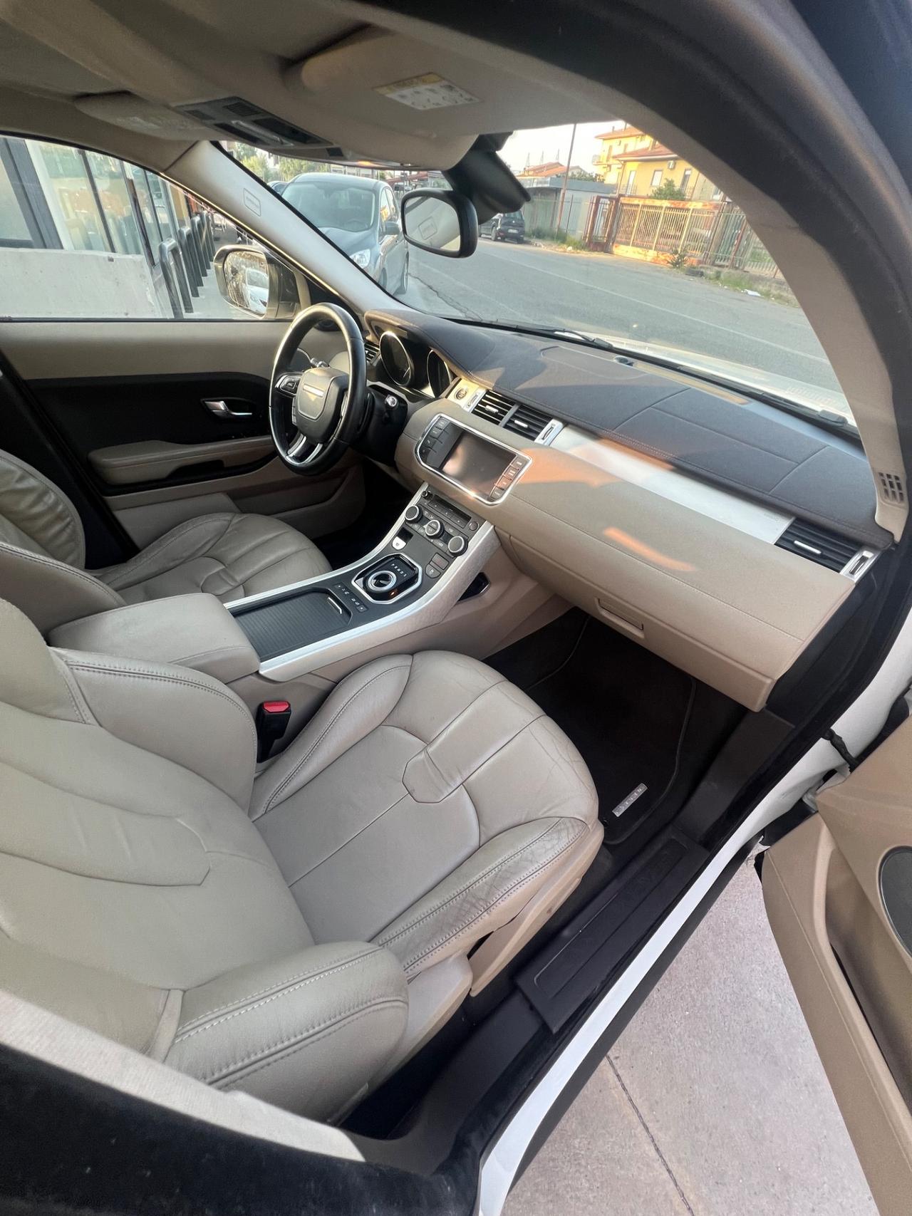 Land Rover Range Rover Evoque Evoque 2.2 TD4 5p. Dynamic