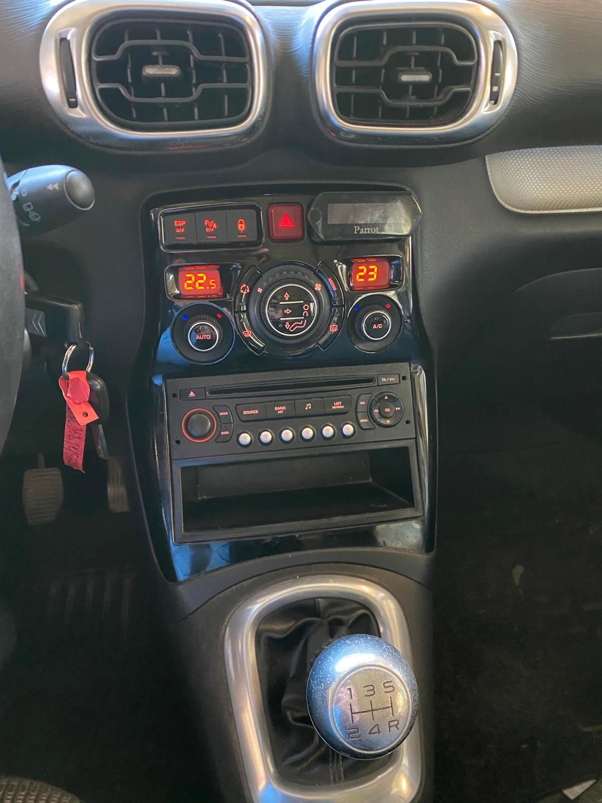 Citroen C3 Picasso Exclusive 1.6 /120cv GPL (2033) Tetto Panoramico /Pelle - Ok NEOPATENTATI