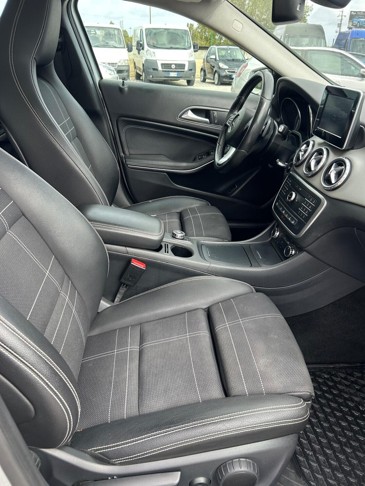 Mercedes-benz A 220 A 220 d Automatic 4Matic Business