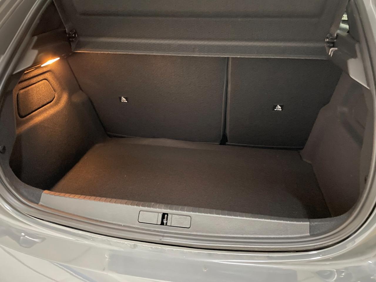 Peugeot 208 Hybrid 110 e-DCS6 Allure Km0 Neopatentati