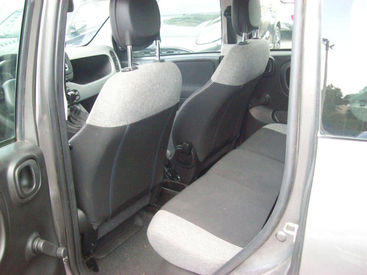 Fiat Panda 1.0 FireFly S&S Hybrid Garmin