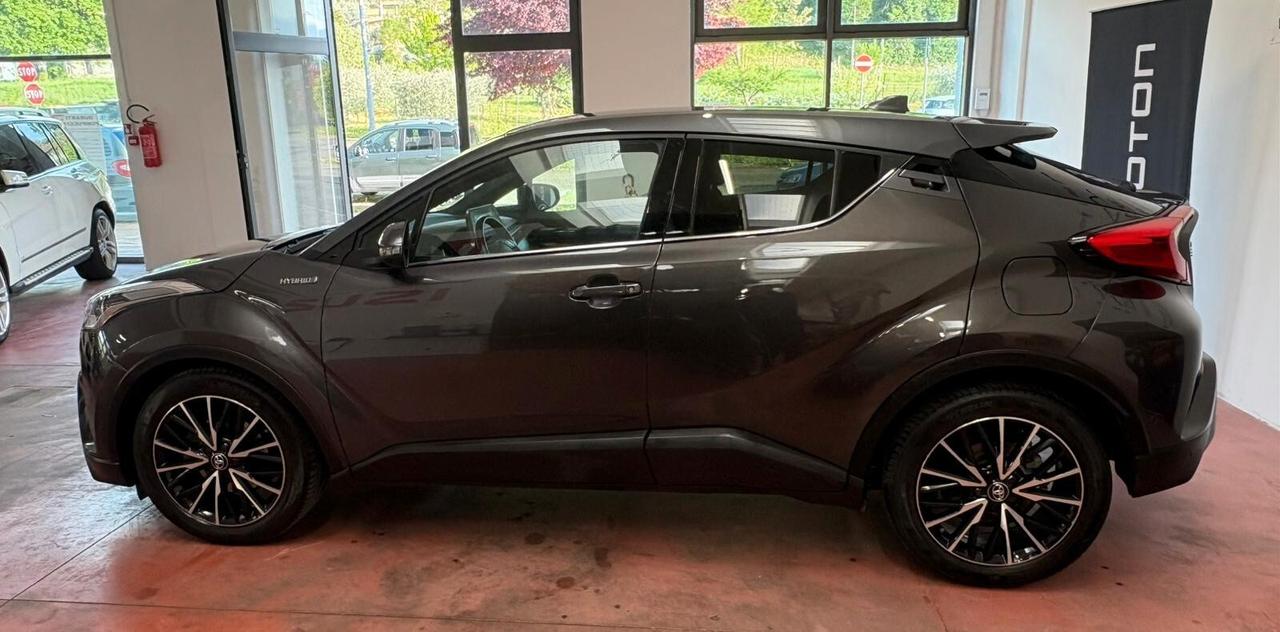 TOYOTA C-HR HYBRID benz. Elettrica 1.8 CV 98 Km 67 632 garanzia 12 mesi