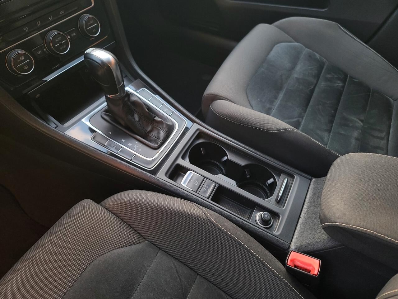 Golf 1.6 TDI DSG OK NEOP IMPECCABILE