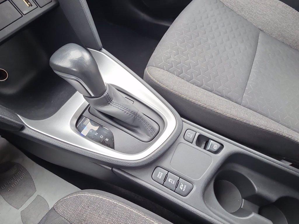 TOYOTA Yaris cross 1.5h active fwd 116cv e-cvt del 2024