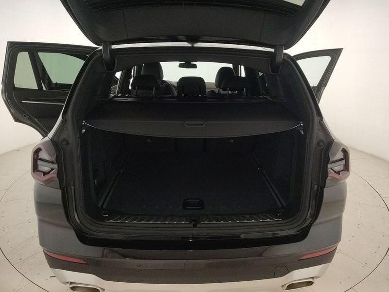 BMW X3 xdrive20d mhev 48V auto