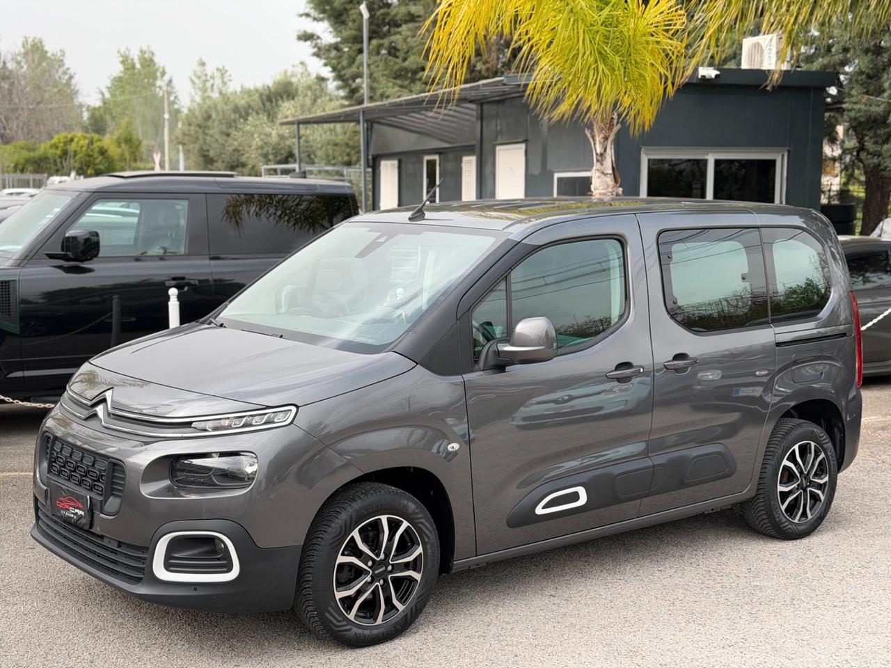 Citroen Berlingo BlueHDi 100CV Shine 2021