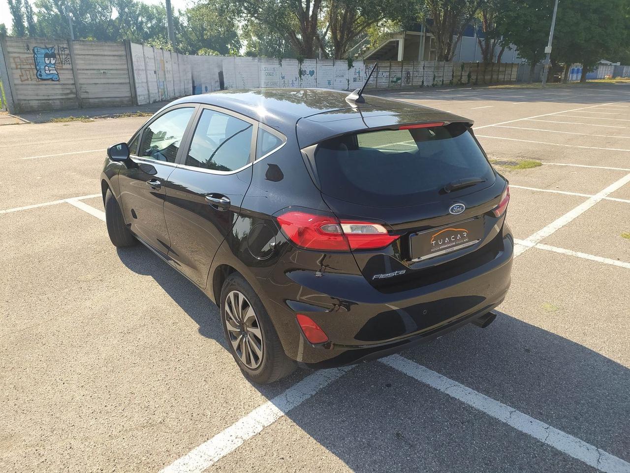 Ford Fiesta Titanium 1.1 75 cv GPL #11526