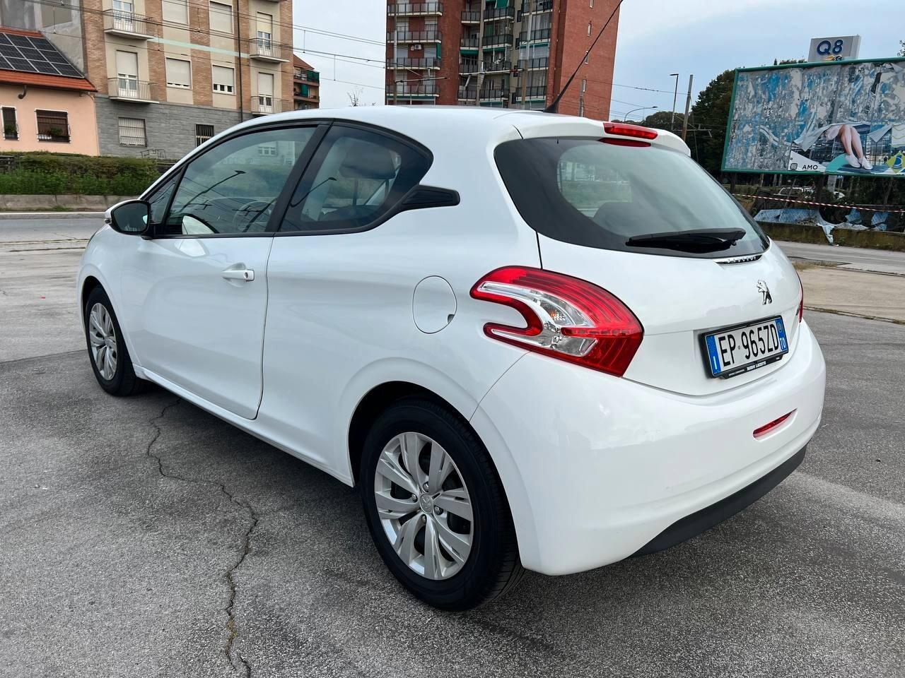 Peugeot 208 1.2 VTi 82 CV 3 porte Access