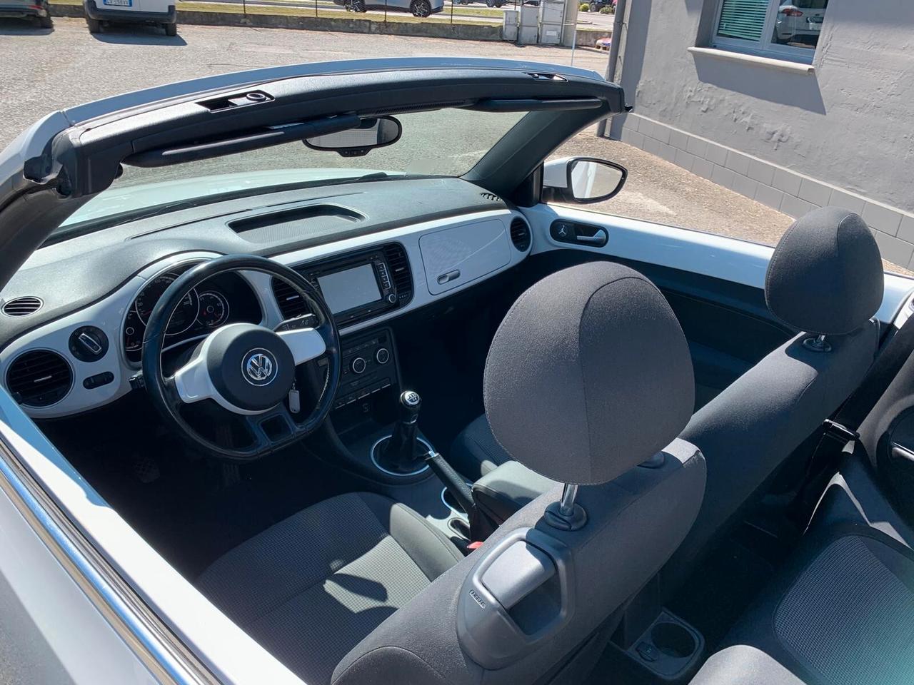 Volkswagen Maggiolino Cabrio 1.6 TDI Design