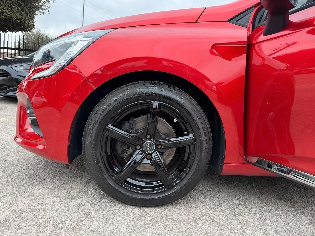 Renault Clio TCe 100 CV 5 porte Intens