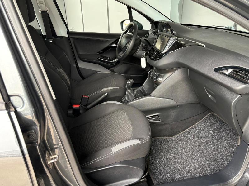 Peugeot 208 5 Porte 208 5p 1.6 bluehdi Active 75cv