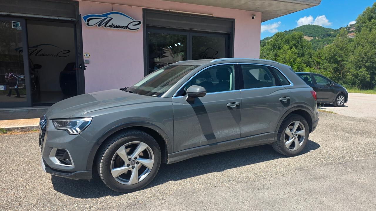 Audi Q3 35 TDI S tronic Business Advanced