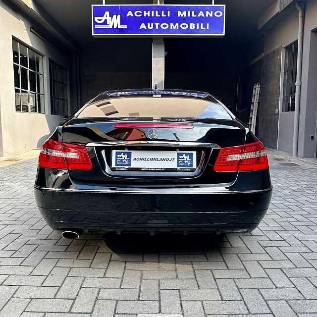 Mercedes-Benz Classe E Cpé E 250 CGI Coupé BlueEFFICIENCY Avantgarde
