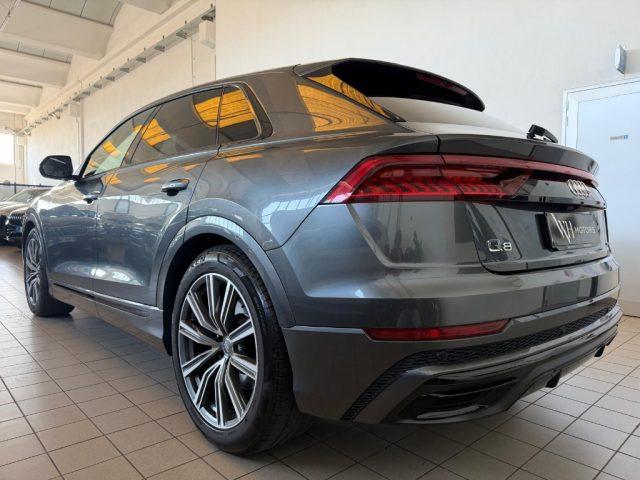 AUDI Q8 50 TDI 286 CV quattro tiptronic S LINE //TETTO//