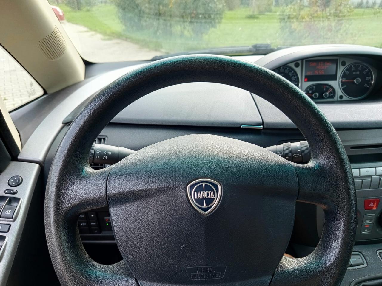 Lancia MUSA 1.4 8V Ecochic (GPL) AVENUE