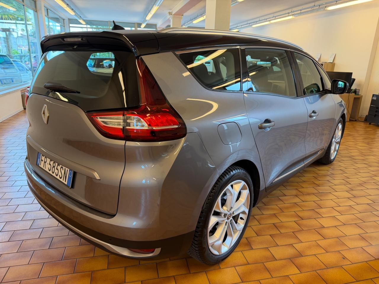 Renault Grand Scenic 7 POSTI OK NEO