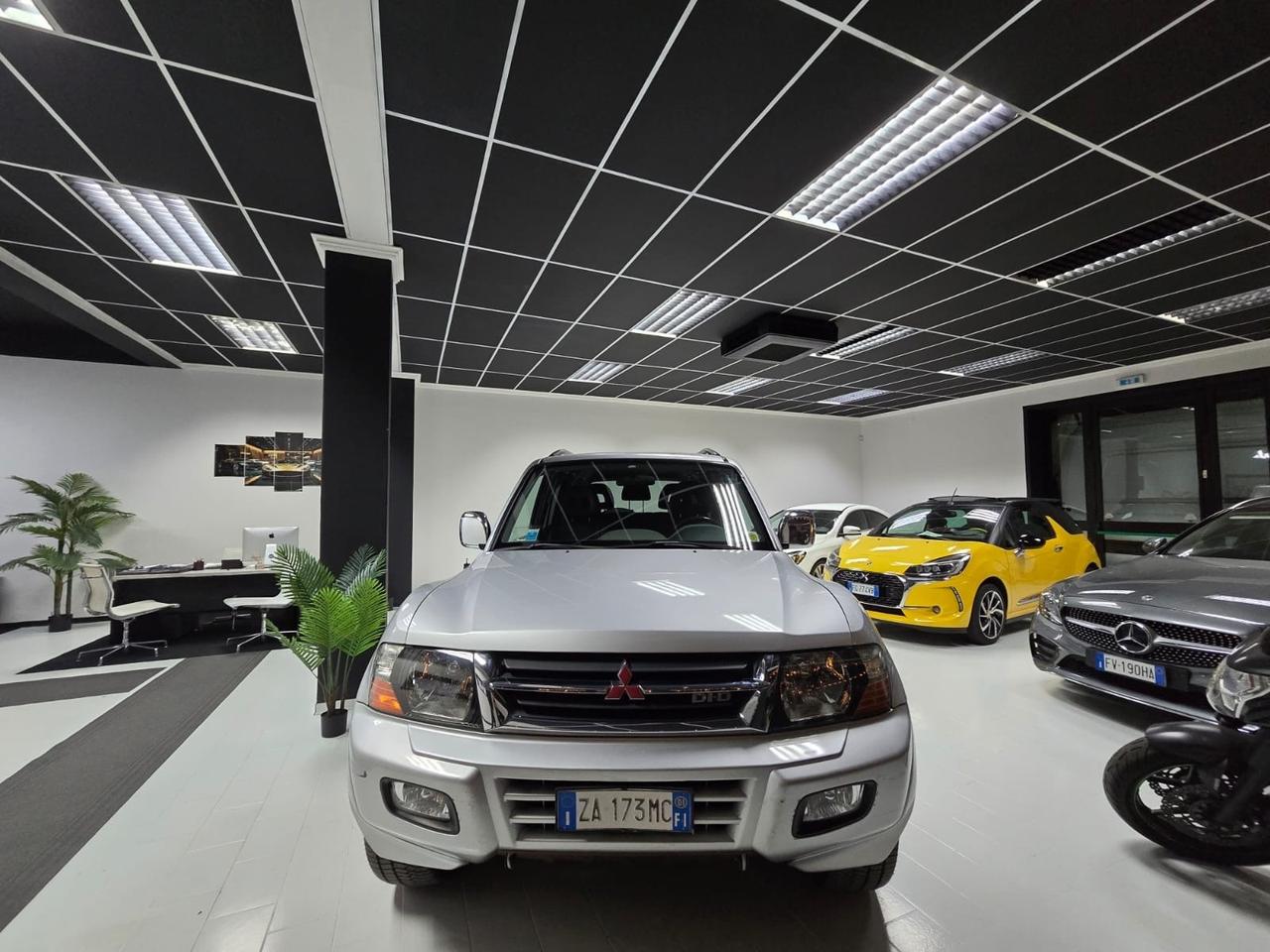 Mitsubishi Pajero 3.2 16V DI-D 5p. GLS1